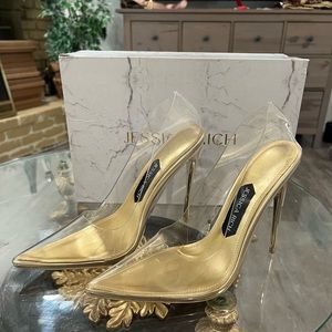 JESSICA RICH Gold/Clear pumps 🌷